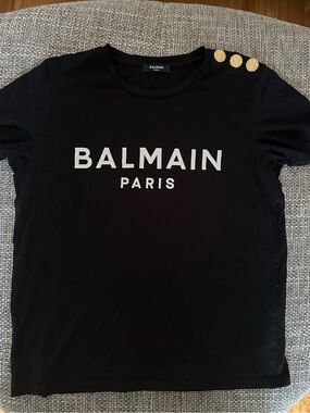 BALMAIN TSHIRT WOMENS😍